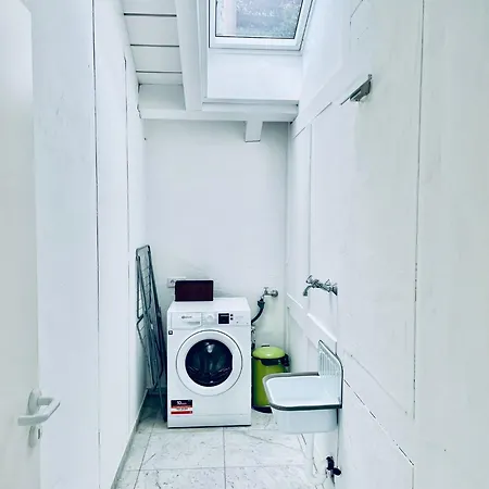 아파트 Penthouse Overlooking The Neckar 하이델베르크