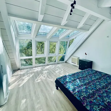 Penthouse Overlooking The Neckar 아파트