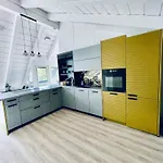 아파트 Penthouse Overlooking The Neckar 하이델베르크