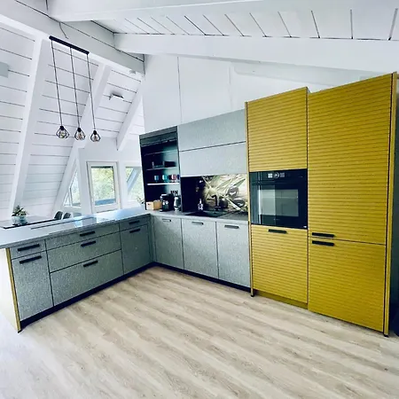 Penthouse Overlooking The Neckar 아파트 *